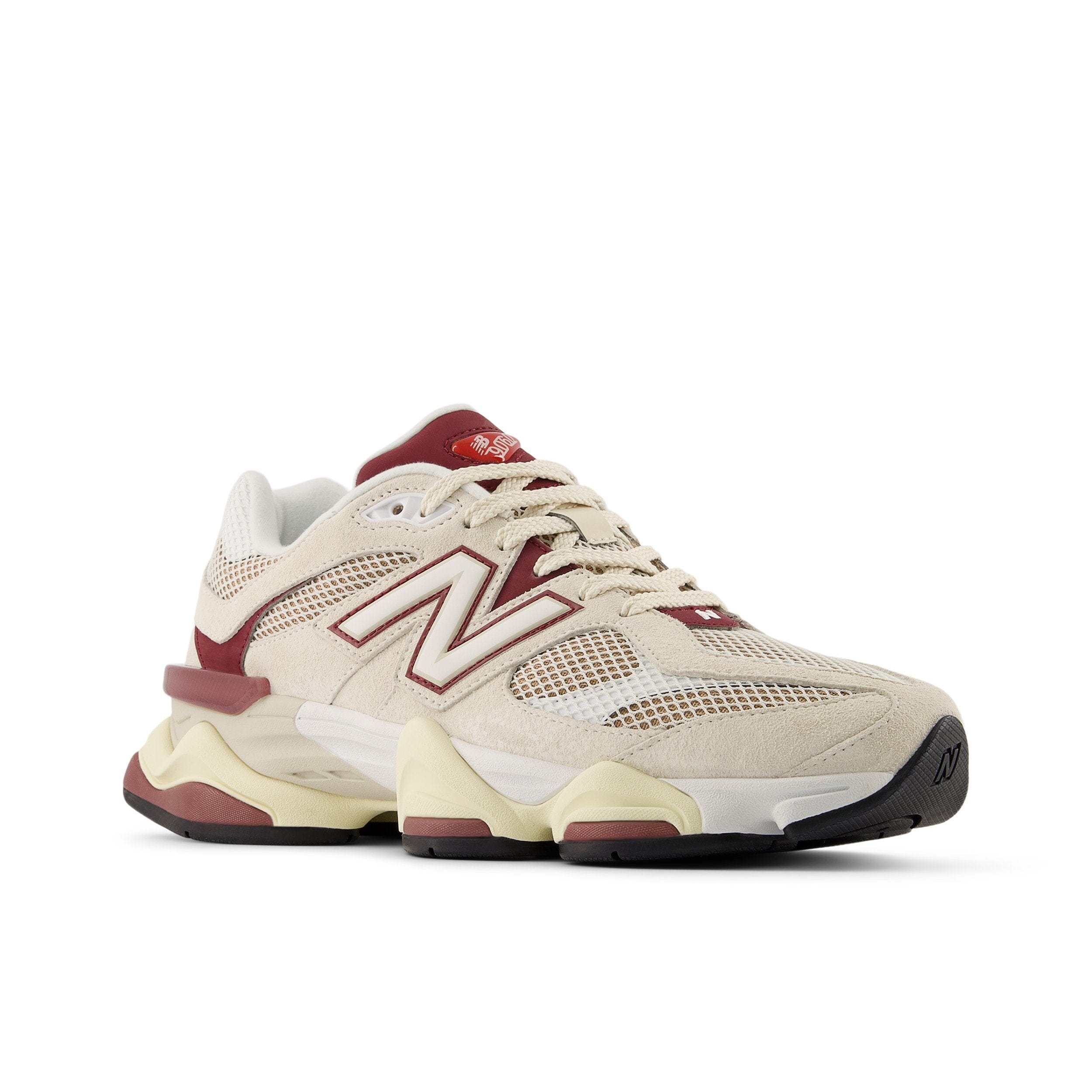 NEW BALANCE - Sneakers U9060PSD - Beige e rosse Scarpe Donna NEW BALANCE - Collezione Donna 