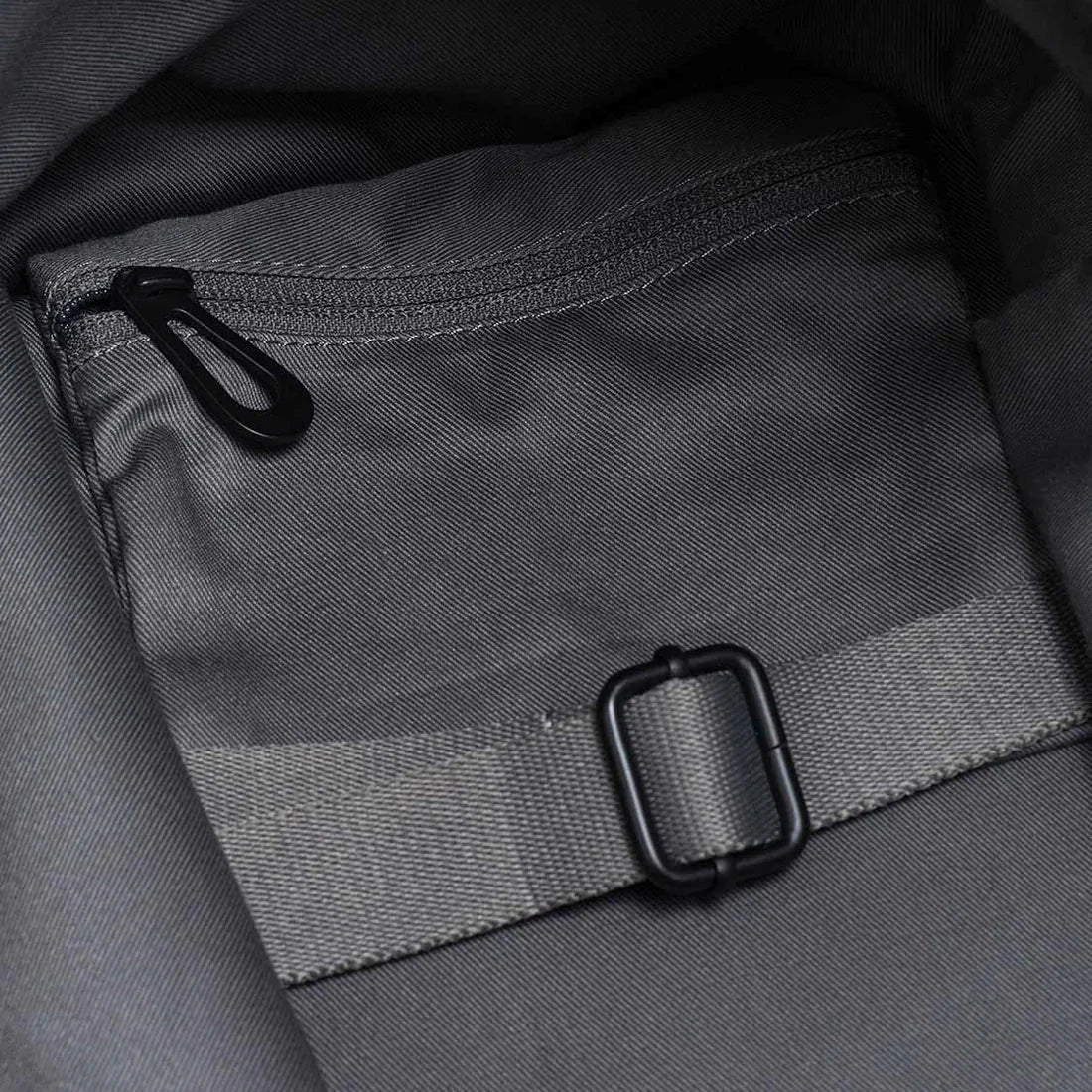 COTE & CIEL - 27710 - Isar Backpack - Medium - Yarn Black Borselli e borse uomo Côte&Ciel 