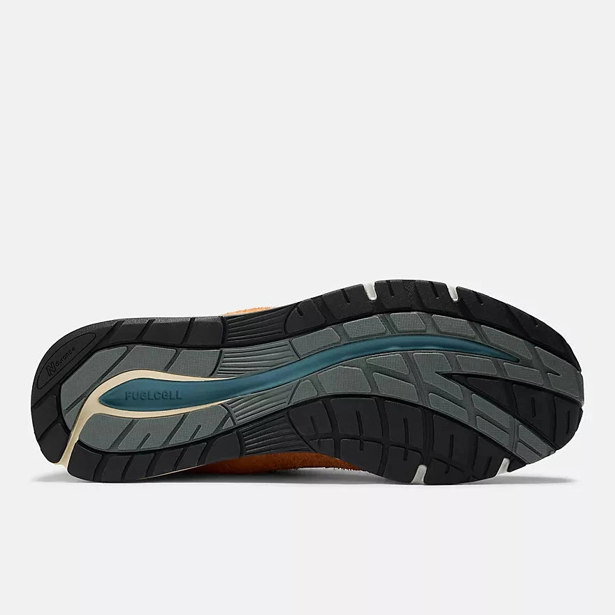 NEW BALANCE - Sneakers - U991OV2 V2 - Arancione Scarpe Donna NEW BALANCE - Collezione Donna 