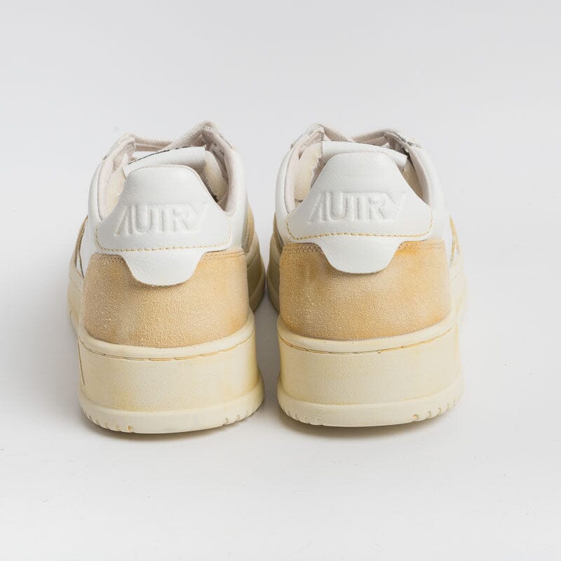 AUTRY - Sneakers AVLM YL01 - LOW MAN VINTAGE - White Men's Shoes AUTRY - Men's Collection