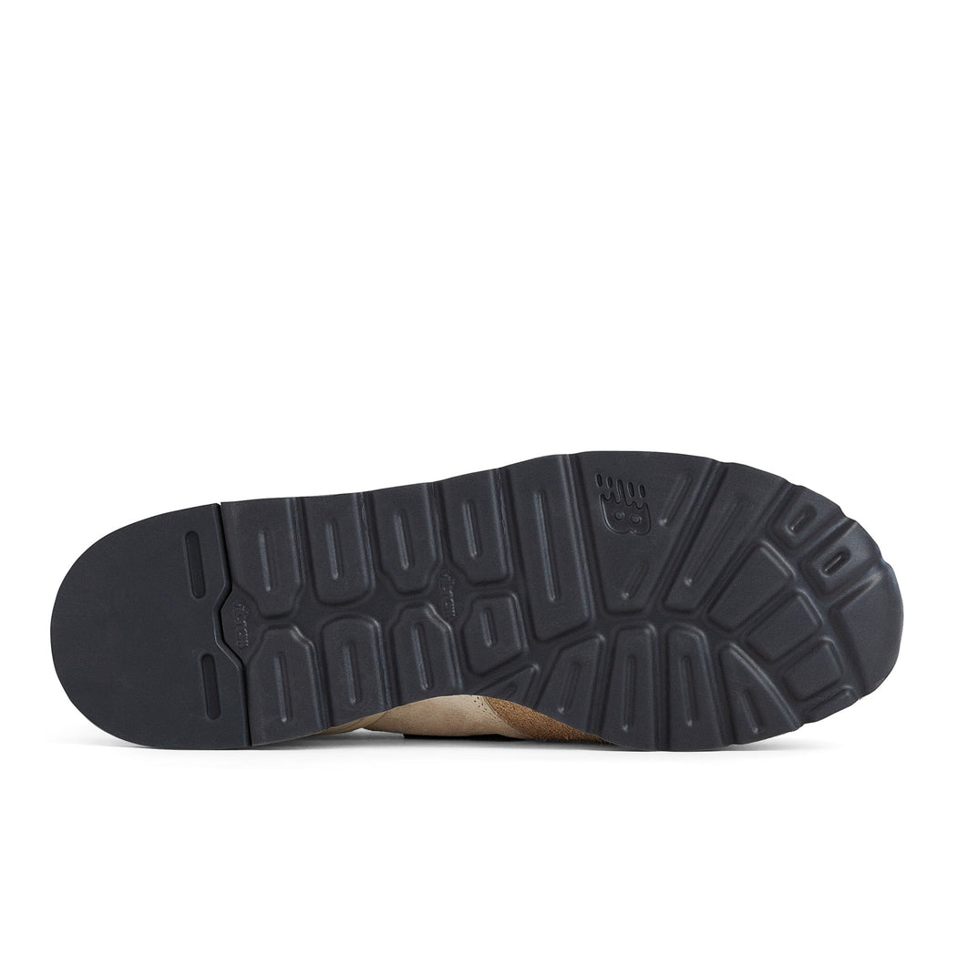 NEW BALANCE - Limited Edition Teddy Santis 990AD1 - Beige Black Men's Shoes NEW BALANCE - Men's Collection